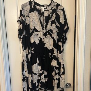 Floral Black and White Women's Top